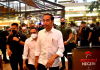 Jokowi ‘Blusukan’ dan Belanja di Mal Kokas